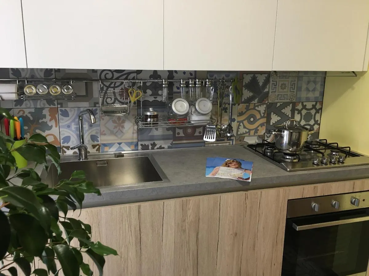 B&B Paris Pantelleria 0*,  Italy